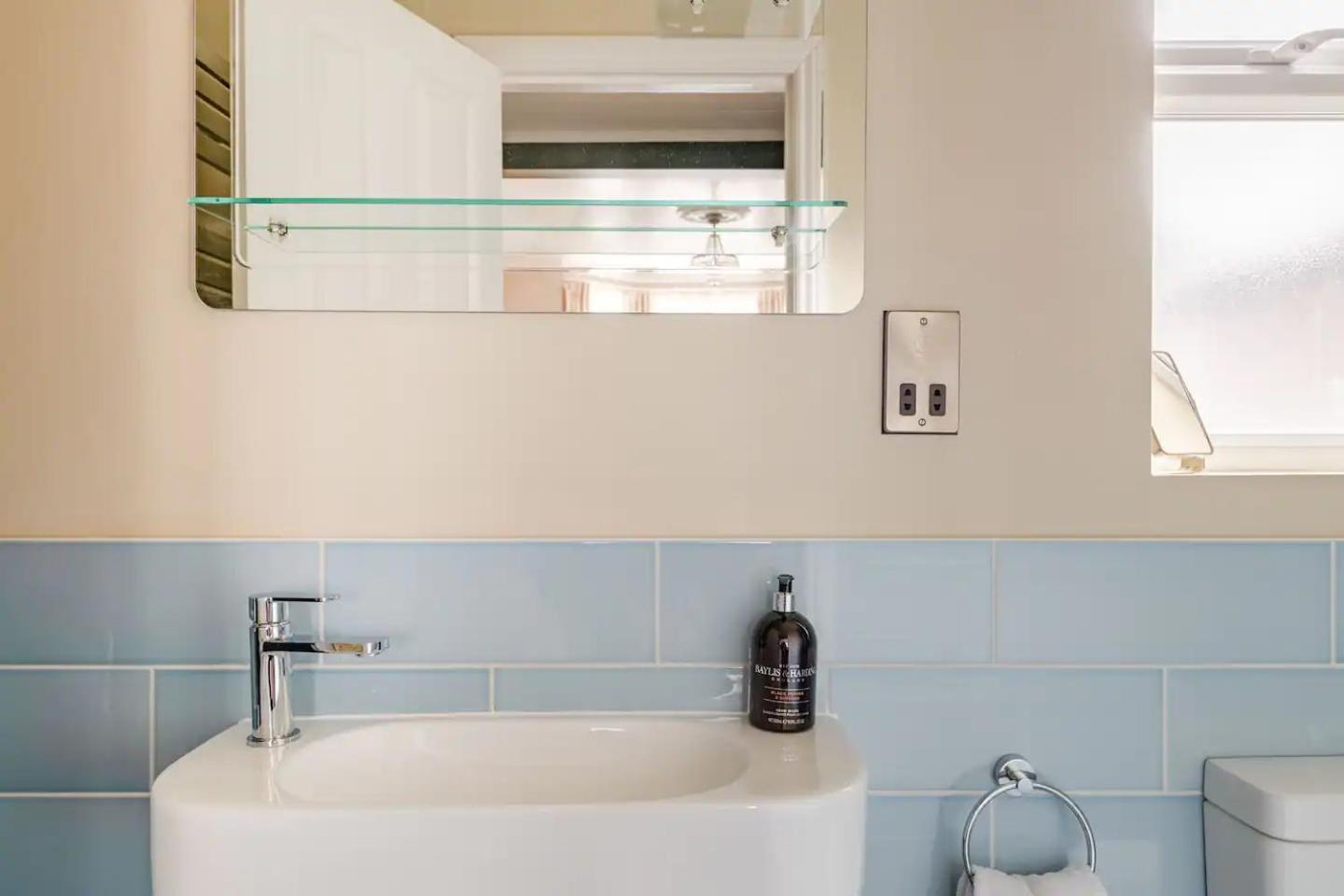 Deco Studio: King Bed, Kitchenette, Stylish & Comfortable Brighton Exterior foto